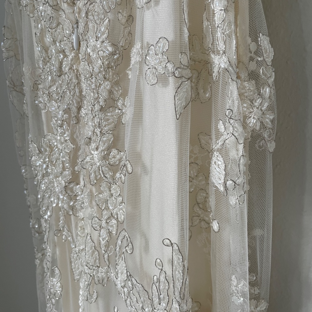 PNINA TORNAI 🤍 WEDDING GOWN - Picture 4 of 16
